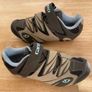 Giro mountain bike shoes - needs cleats
